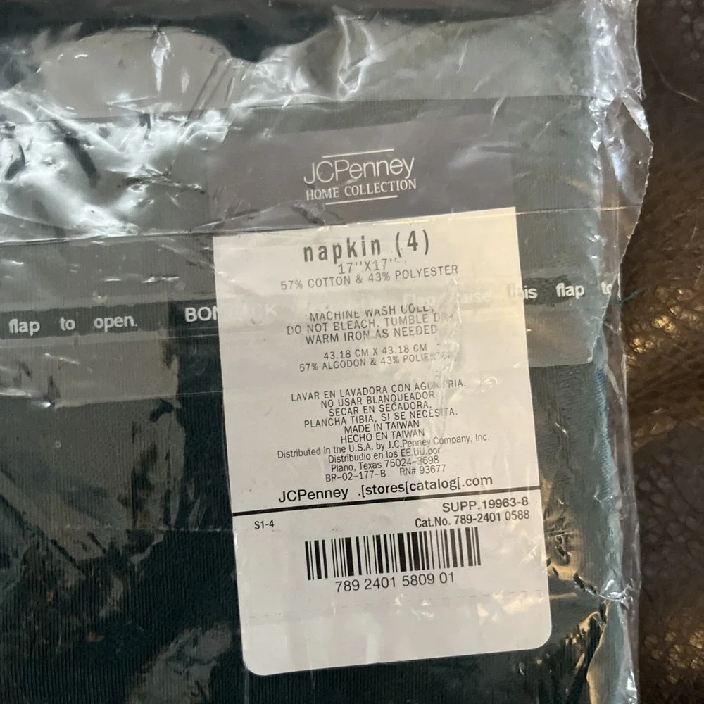 NEW JCPENNEY HOME COLLECTION Evergreen Napkins Set of 4 17